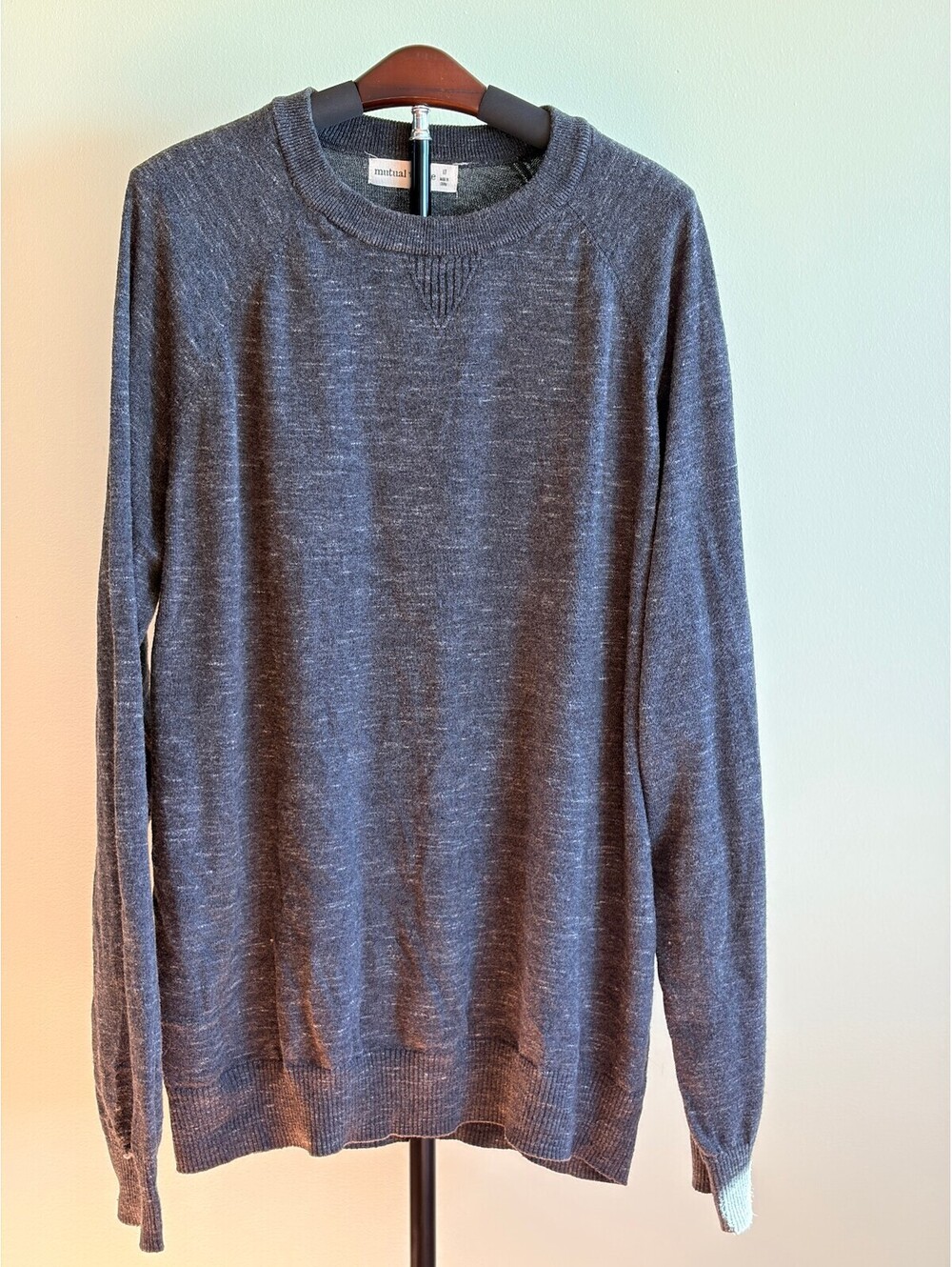 Mutual Weave Men’s Large Tall Gray Crewneck Raglan Sleeve Sweater NWOT
